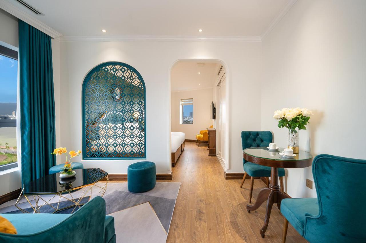 Ds La Belle Vie & Hotel 4*