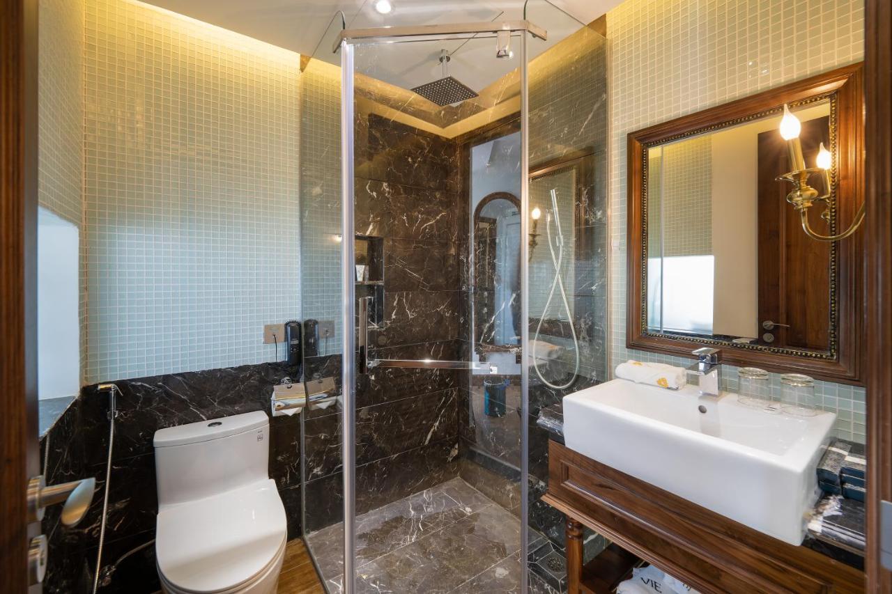 Hotel Ds La Belle Vie & 4*